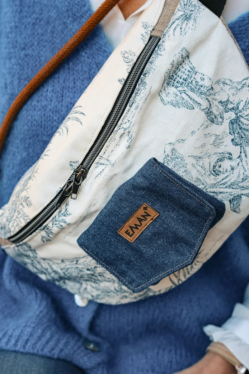 Ensemble Banane Toile de Jouy - pochette friandise chien Blue Jean