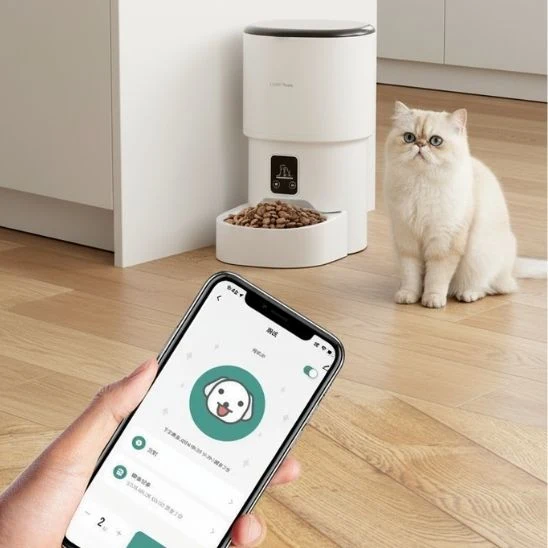 Distributeur de croquettes automatique chat | Croq’Automate