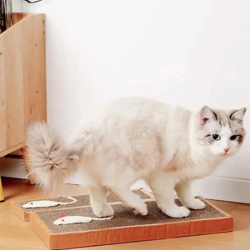 Griffoir chat forme souris - Ludique | PlayMouse