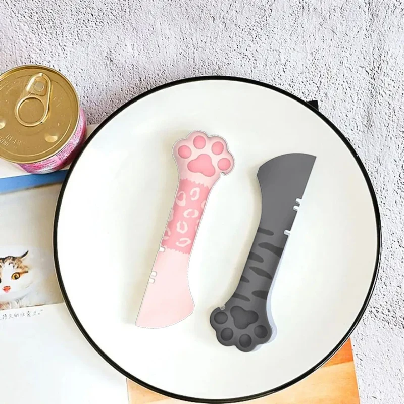Cuillère à pâtée pour chat avec aide à ouverture boîtes