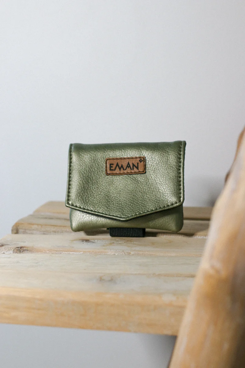 Pochette à friandises Belharra vert chiens - simili cuir Atlantique