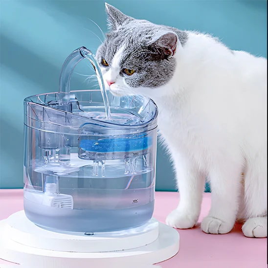 Fontaine à eau chat - Fleur d'Eau™ Silencieuse & Ergonomique