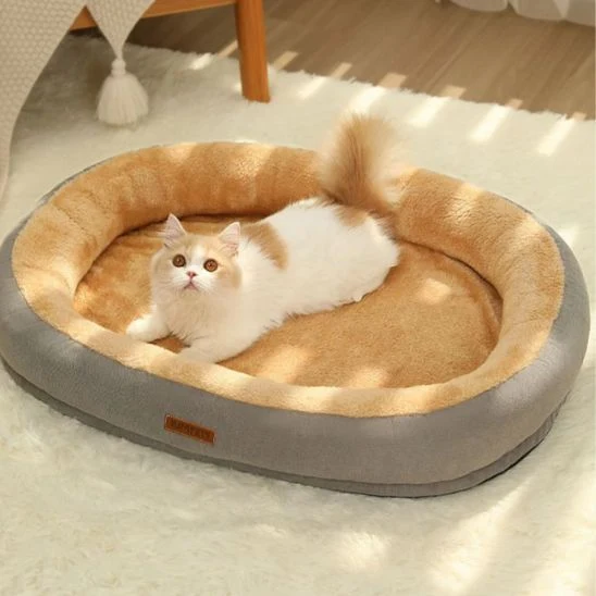 coussin à chat douillet