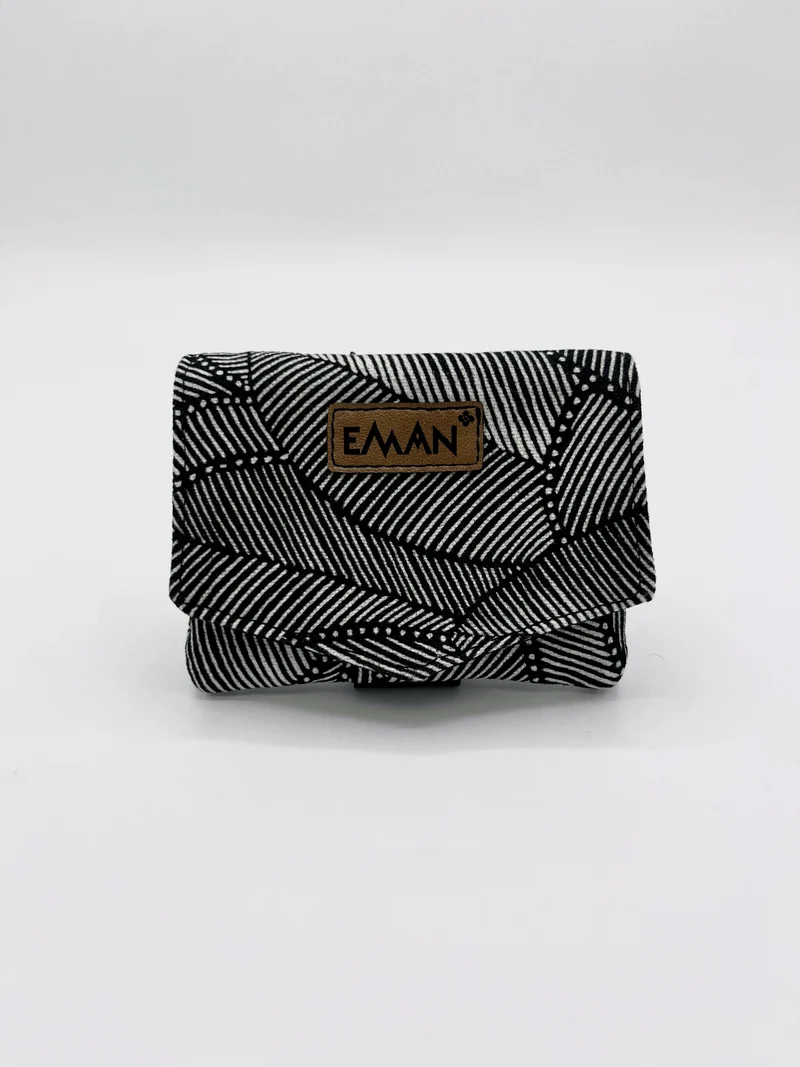 Pochette à friandises pour chiens - Bracelet de balade - Modèle Plume noir