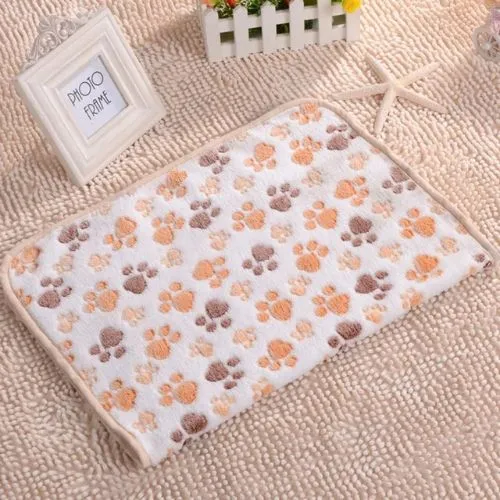 couverture chat douce patte