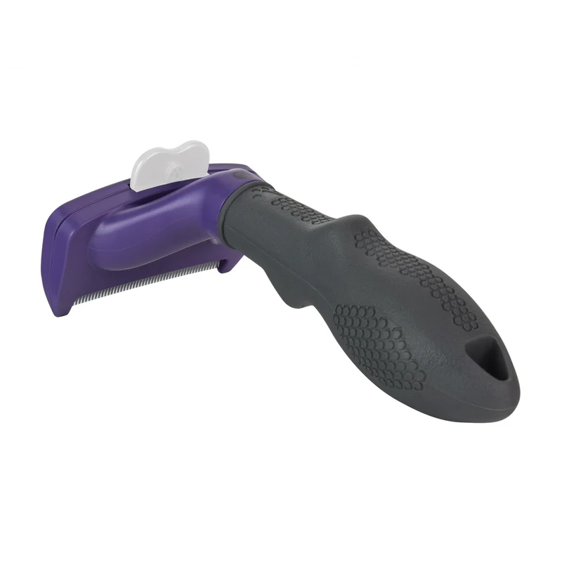 Brosse Furminator poils courts chien