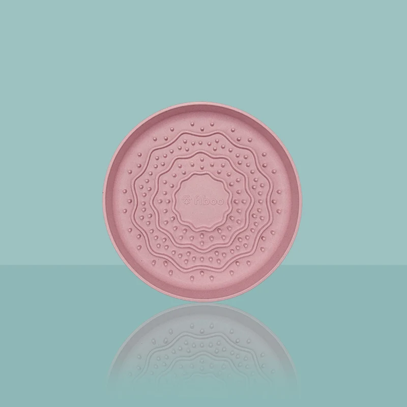 Routine hydratation chat : 6 pâtées Poulette au pot + 1 mini bol de léchage + 1 couvercle