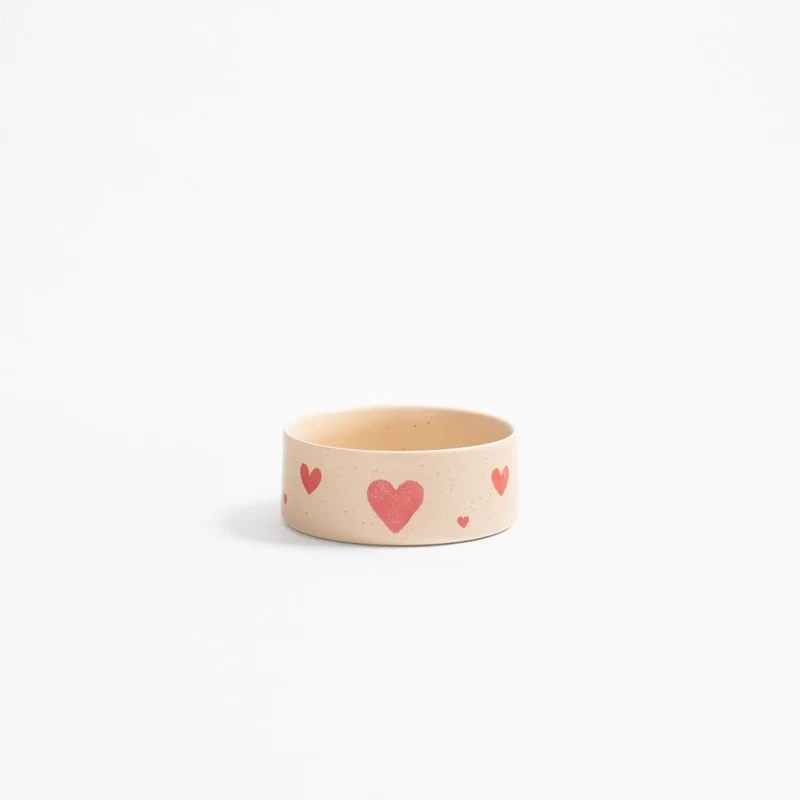 Bol Cozy Hearts pour chien en céramique artisanale