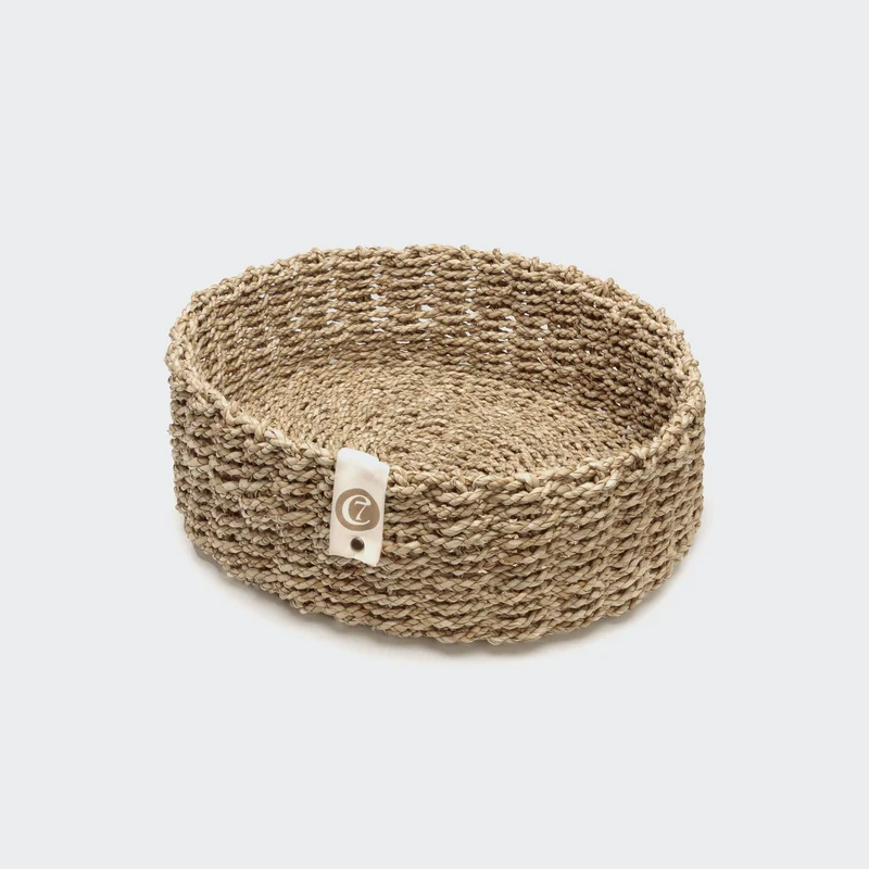 Panier de rangement en jonc de mer