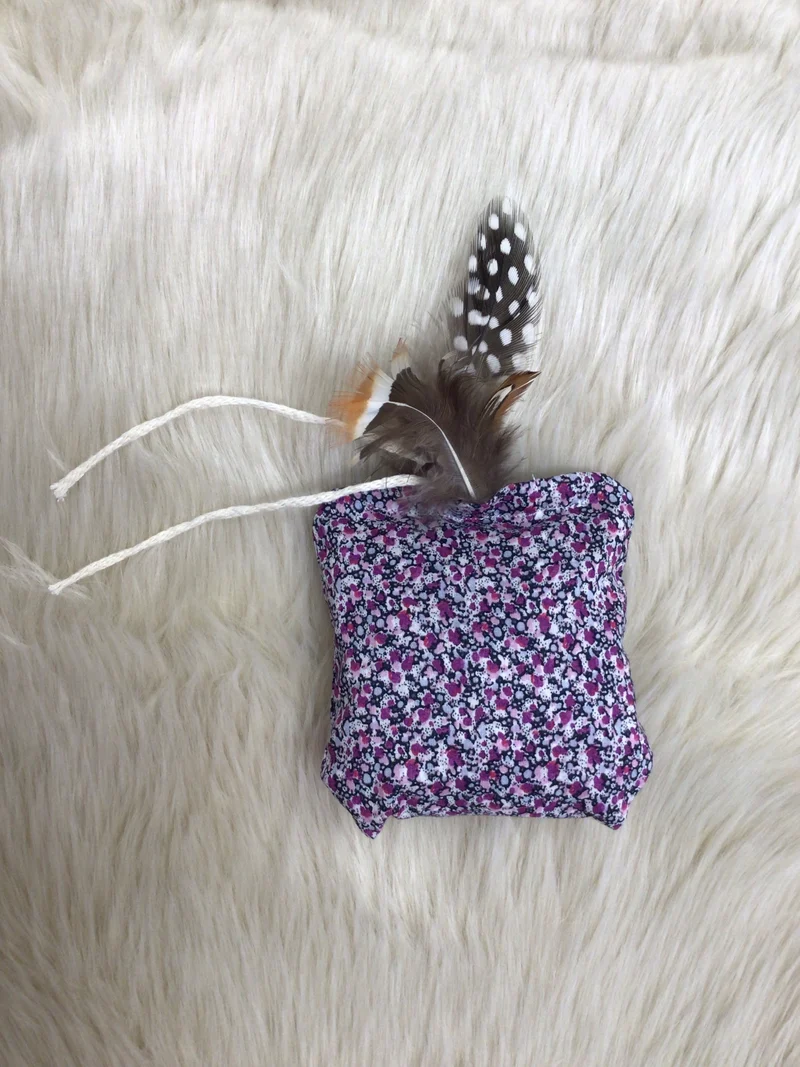 Coussin pour chat à la valériane Creashiki
