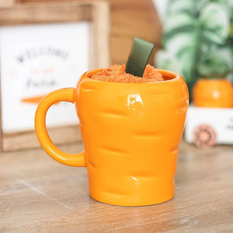 Coffret Mug Carotte & Chaussettes – 400 ml